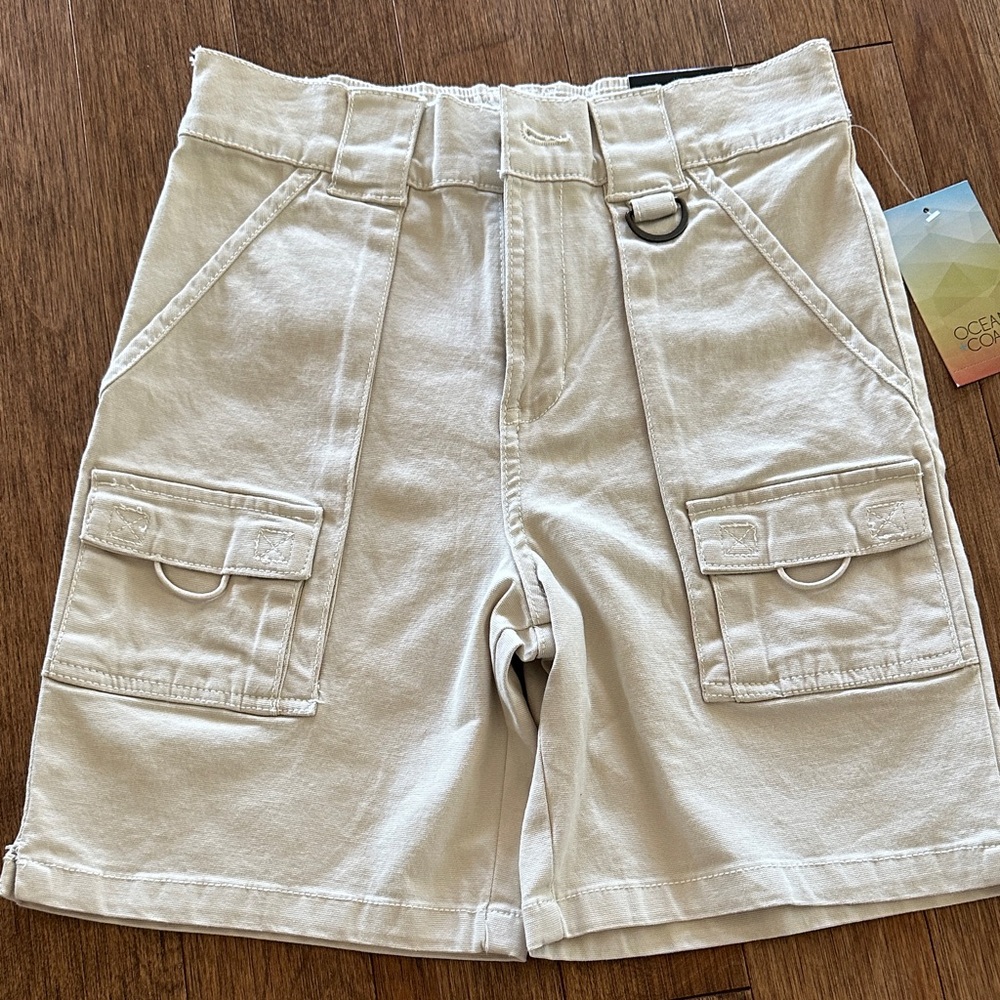 Ocean + Coast Kid’s Cream Cargo Shorts. NWT.